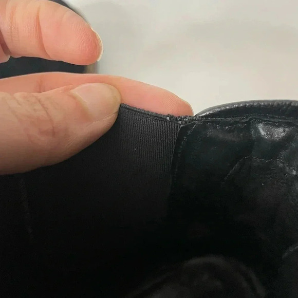 BTU by Bertuchi Lug Sole Black Suede Leather Boots Size 9 - Picture 12 of 13